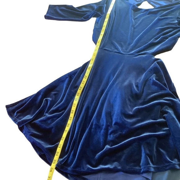 Lulus Charisma & Charm Royal Blue Velvet Backless Skater Dress – Size Large - Picture 6 of 9